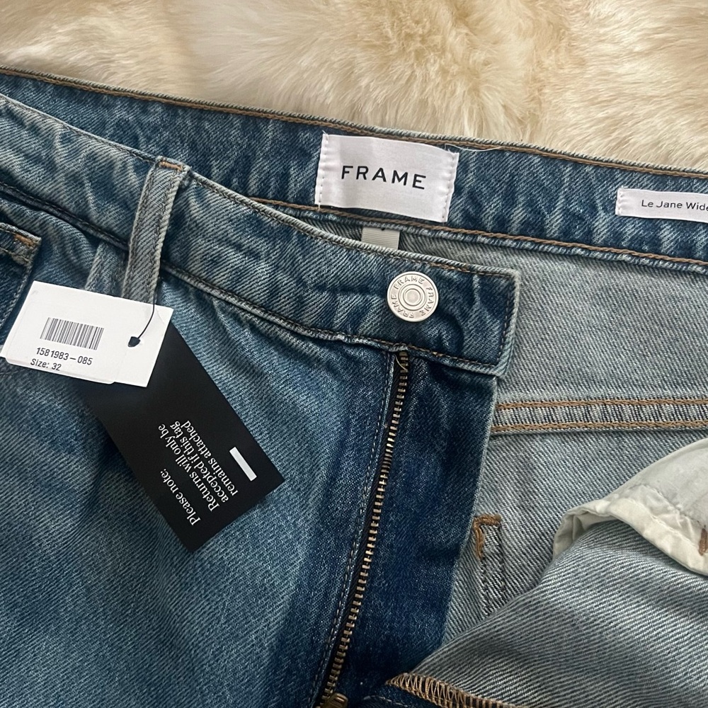 Frame Denim Women's High Rise Jeans in Classic Blue